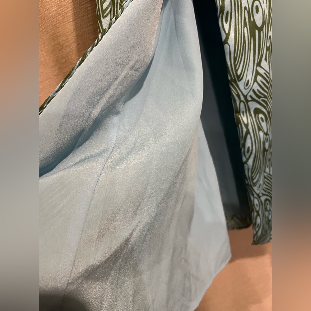cinq a sept Green Swirl Midi Dress - Picture 10 of 16